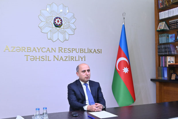 Təhsil naziri rektorlarla görüşüb
